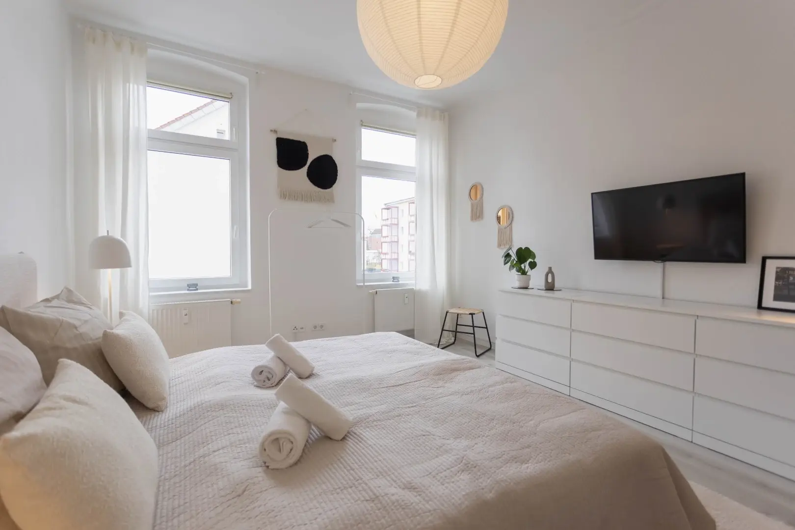 Schlafzimmer 1